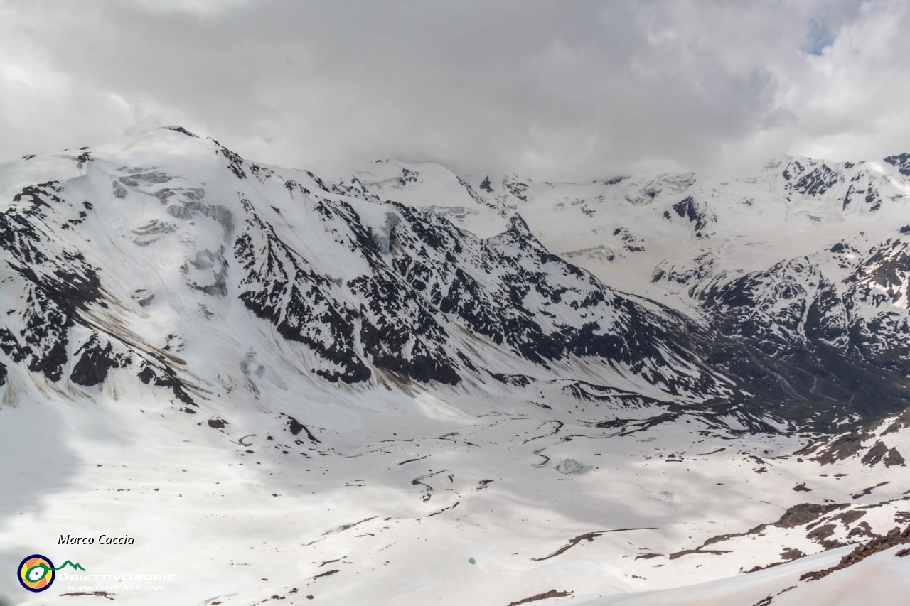 15_Valle Rosole da dove eravamo saliti il 25aprile.JPG